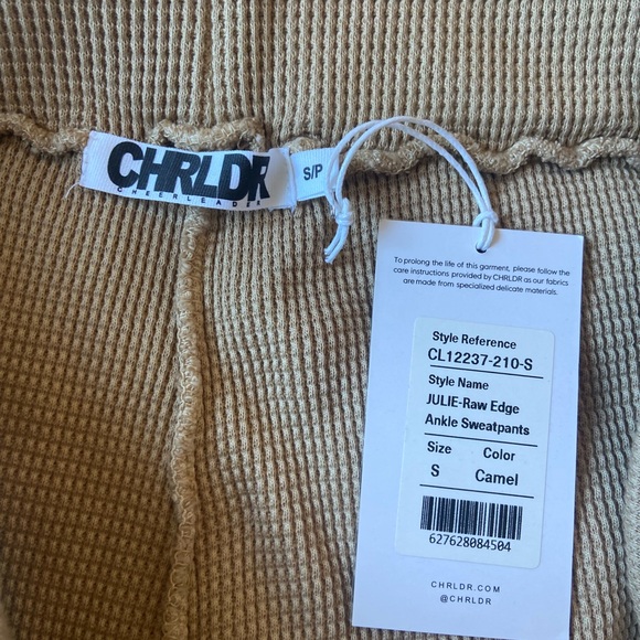 CHRLDR lounge set - Picture 8 of 10